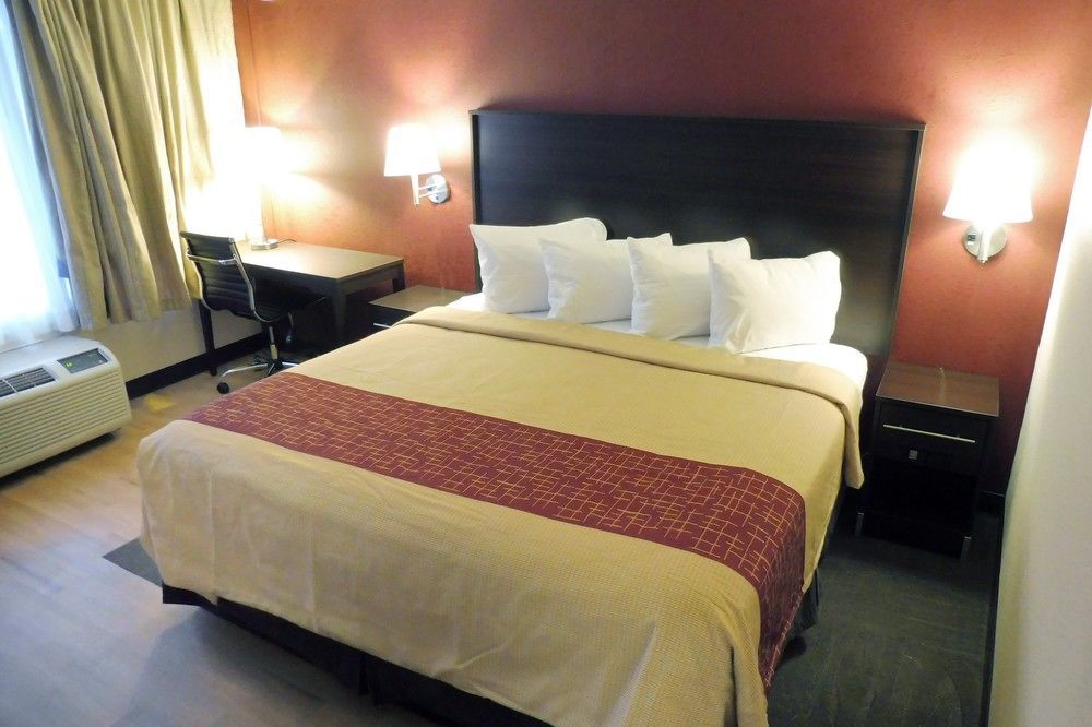 Red Roof Inn Кортленд Екстер'єр фото